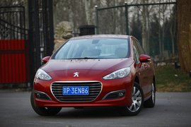 2011款标致308试驾实拍
