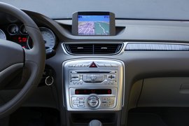 2011款标致308试驾实拍
