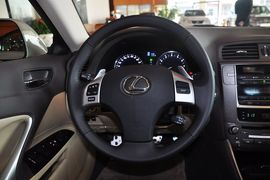 2011款雷克萨斯IS250运动版