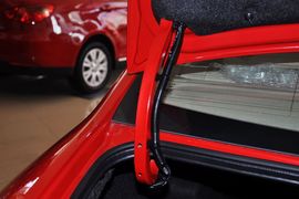 2012款荣威350 1.5L自动新禧超值版