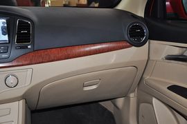 2012款荣威350 1.5L自动新禧超值版