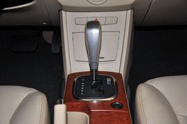 2012款荣威350 1.5L自动新禧超值版