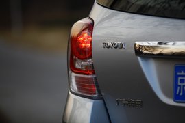 2012款丰田逸致1.8L CVT试驾实拍