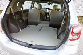 2012款丰田逸致1.8L CVT试驾实拍