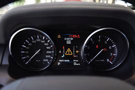 2011款路虎揽胜极光Coupe 2.0T耀动版