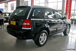 起亚索兰托3.8L自动舒适型