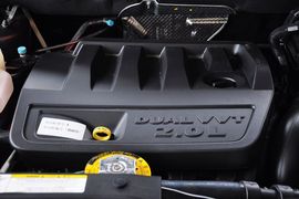 2012款JEEP指南者2.0L 豪华版到店实拍