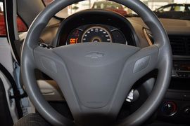 2010款雪佛兰赛欧1.4L手动优逸版