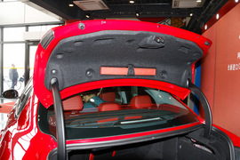 2017款阿尔法罗密欧Giulia 280HP 豪华运动版