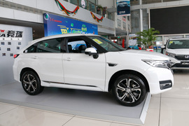 2017款本田UR-V 370TURBO 四驱尊享版