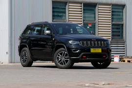 2017款Jeep大切诺基 Trailhawk版