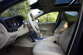 试驾沃尔沃XC60环球帆船赛纪念版