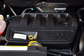 2012款Jeep吉普指南者2.4L豪华型