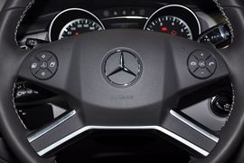 2011款奔驰R500 4MATIC
