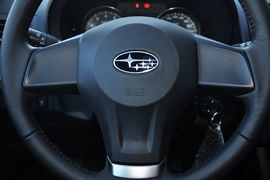 2012款斯巴鲁XV 2.0L自动舒适版
