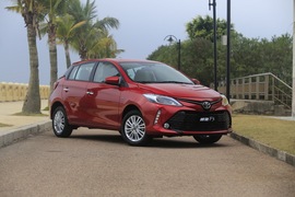 2017款威驰FS  1.5L CVT锋势版