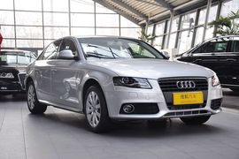 2012款奥迪A4L 2.0TFSI豪华型