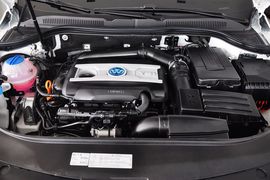 2011款一汽大众CC 2.0TSI至尊型(5座版)