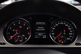 2011款一汽大众CC 2.0TSI至尊型(5座版)