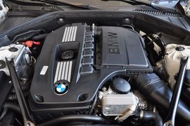 2011款宝马740Li施坦威全球限量版