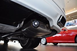 2011款宝马740Li施坦威全球限量版