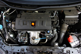 2012款本田思域2.0L TYPE-S自动版试驾实拍