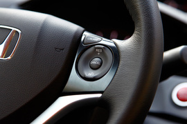 2012款本田思域2.0L TYPE-S自动版试驾实拍