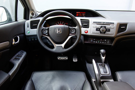 2012款本田思域2.0L TYPE-S自动版试驾实拍