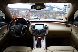 试驾2012款别克君越2.4L SIDI豪华版