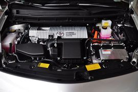 2012款一汽丰田普锐斯1.8L豪华先进版