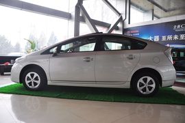 2012款一汽丰田普锐斯1.8L豪华先进版
