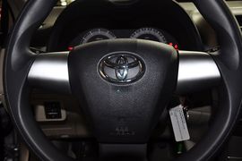 2011款一汽丰田卡罗拉1.6L GL手动版