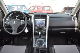 2011款铃木超级维特拉2.4L JLX-EL自动5门版