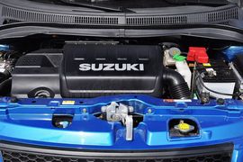 2011款长安铃木雨燕1.5L手动标准型