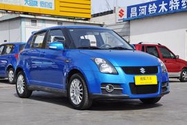 2011款长安铃木雨燕1.5L手动标准型