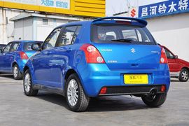 2011款长安铃木雨燕1.5L手动标准型