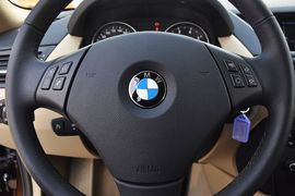 2012款华晨宝马X1 xDrive20i豪华型