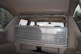 2010款郑州日产锐骐多功能商用车试驾