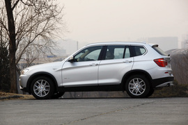 评测2011款宝马X3 xDrive28i 豪华型