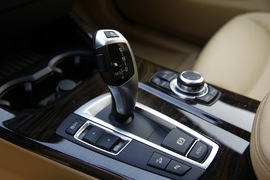 评测2011款宝马X3 xDrive28i 豪华型