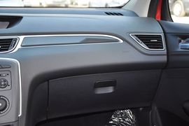 2012款标致308 1.6L自动优尚型到店实拍