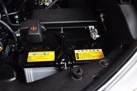 2010款丰田普拉多2.7L自动标准版（进口）到店实拍