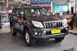 2010款丰田普拉多2.7L自动标准版（进口）到店实拍