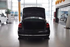 2012款上海大众帕萨特1.8TSI DSG至尊版到店实拍