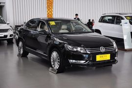 2012款上海大众帕萨特1.8TSI DSG至尊版到店实拍