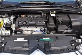 2012款雪铁龙世嘉三厢1.6L手自一体品享型到店实拍