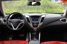 2012款飞思Veloster珠海试驾实拍