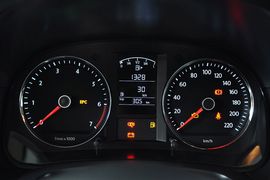 2011款大众朗逸1.6L手动品雅版