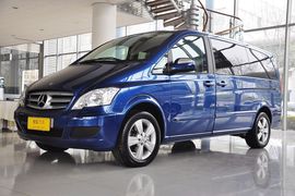 2011款福建奔驰唯雅诺2.5L豪华版