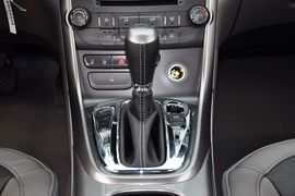 2012款雪佛兰迈锐宝2.0L手自一体豪华版